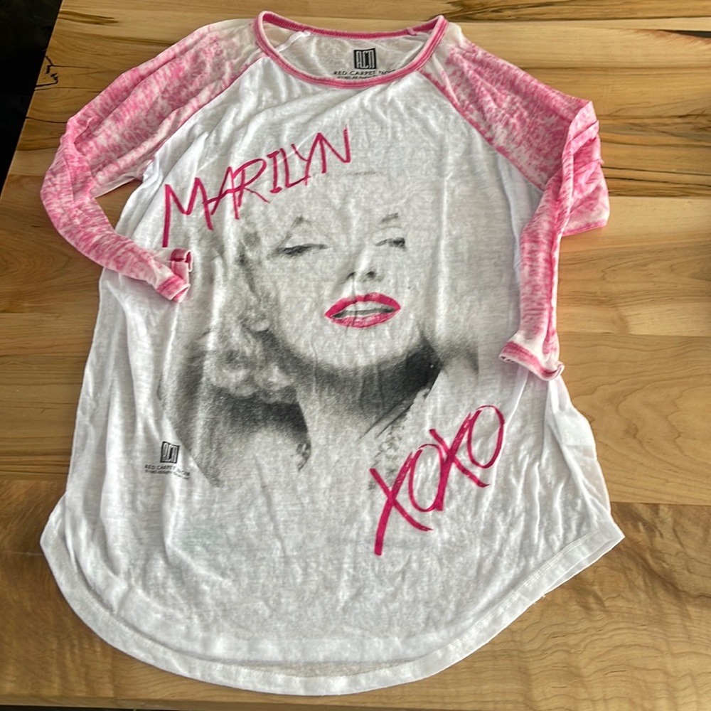 Marilyn Monroe 3/4 long sleeve